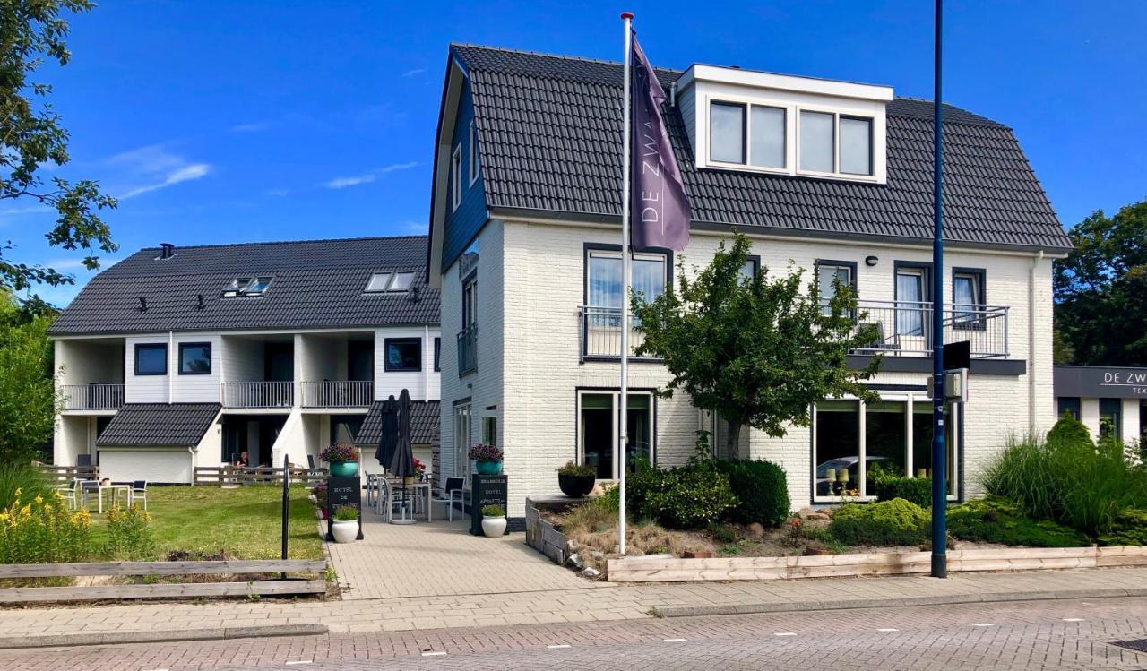 Boutique Hotel de Zwaluw De Koog  Extérieur photo