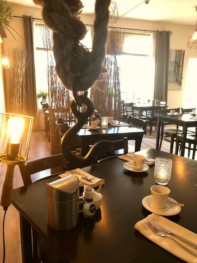 Boutique Hotel de Zwaluw De Koog  Extérieur photo